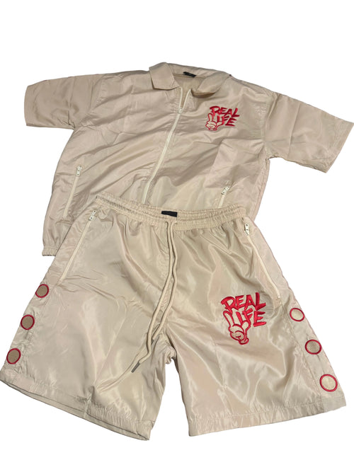 Reallife windbreaker  cream/ red short set